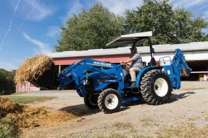 Компактний трактор New Holland Workmaster 25
