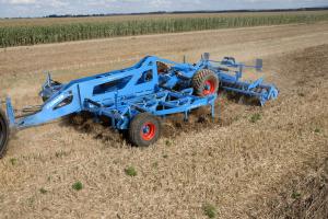 Культиватор Karat 12 від Lemken