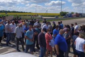 На Полтавщині люди протестували проти нового директора державного с/г підприємства