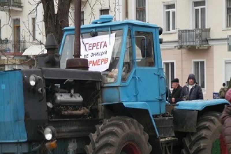 Хмельницьким фермерам у протистоянні з Герогою допомагають холдинги?