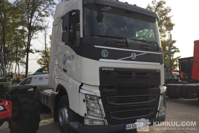 Новий тягач Volvo серії FH