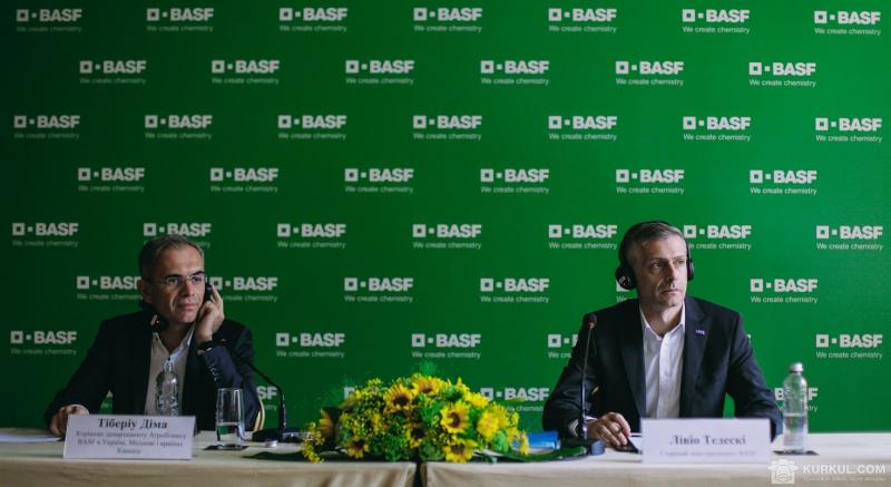 Керівник департаменту BASF Agricultural Solutions в Україні, Молдові та країнах Кавказу Діма Тіберіу і старший віце-президент компанії BASF Лівіо Тедескі