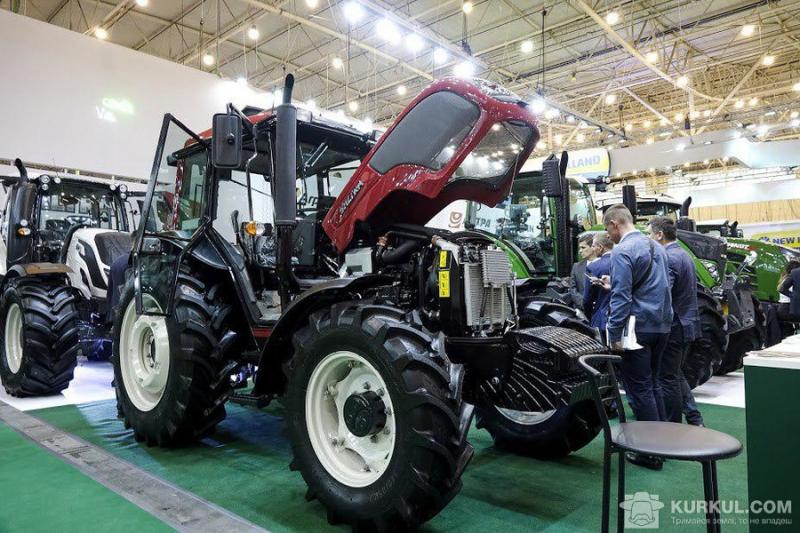 Цеппелін Україна презентувала фінський трактор Valtra A95