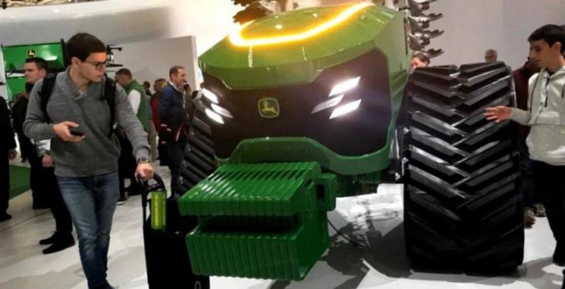 John Deere продемонстрував концепт автономного трактора Joker