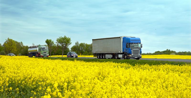 В Україні посилено відповідальність за перевантажені фури