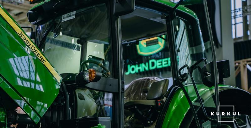 John Deere презентував новий трактор зі збільшеним кліренсом