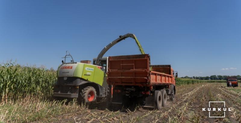 Аграрії Волині розпочали заготівлю силосу