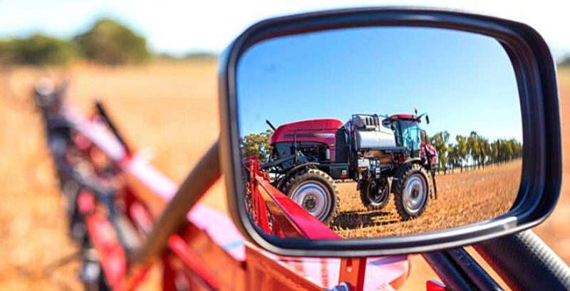 Обприскувач Case IH