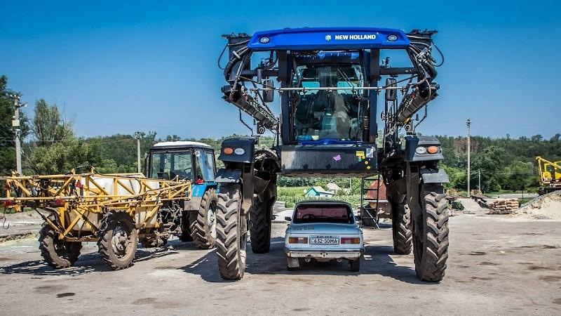 Оприскувач New Holland 