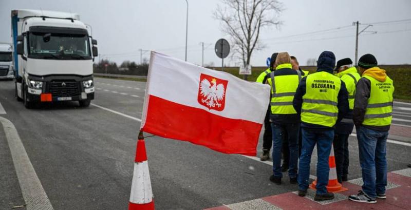 Польські фермери можуть поновити масштабні протести на кордоні 